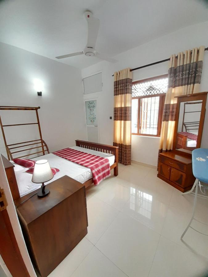 Jasmine Apartments Negombo Bagian luar foto