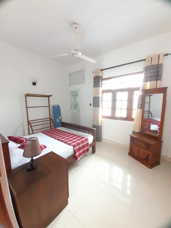 Jasmine Apartments Negombo Bagian luar foto