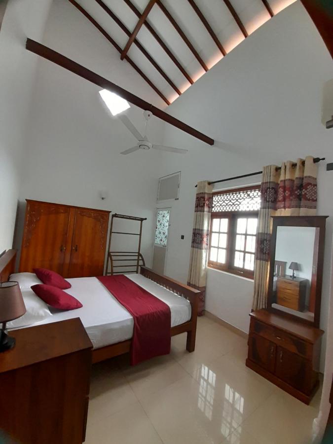 Jasmine Apartments Negombo Bagian luar foto