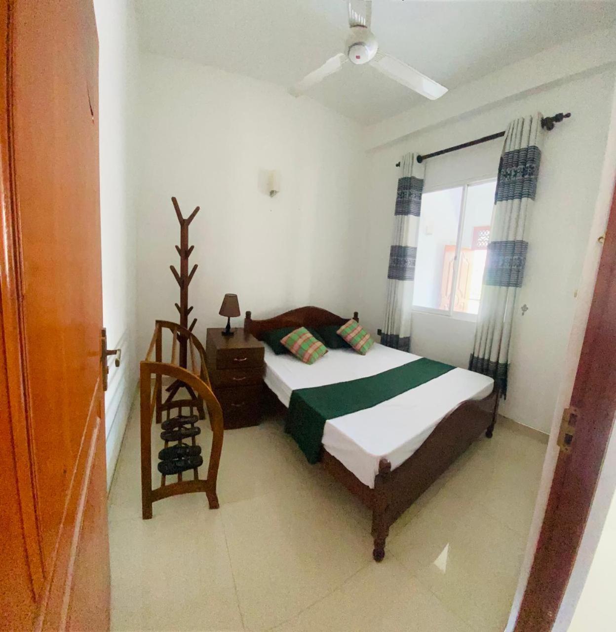 Jasmine Apartments Negombo Bagian luar foto